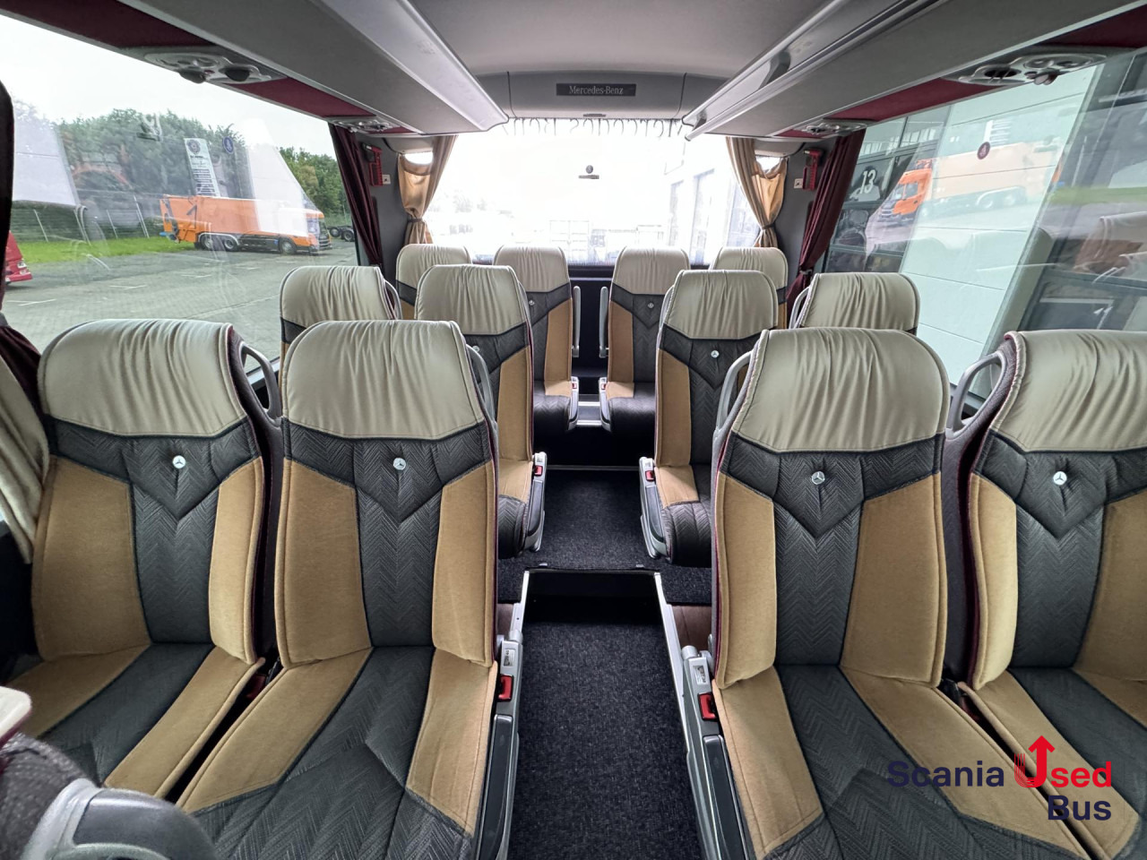 MERCEDES-BENZ Tourismo O 350 RHD-M 12.96m Luxline - Autocarro: foto 4 MERCEDES-BENZ Tourismo O 350 RHD-M 12.96m Luxline - Autocarro: foto 4