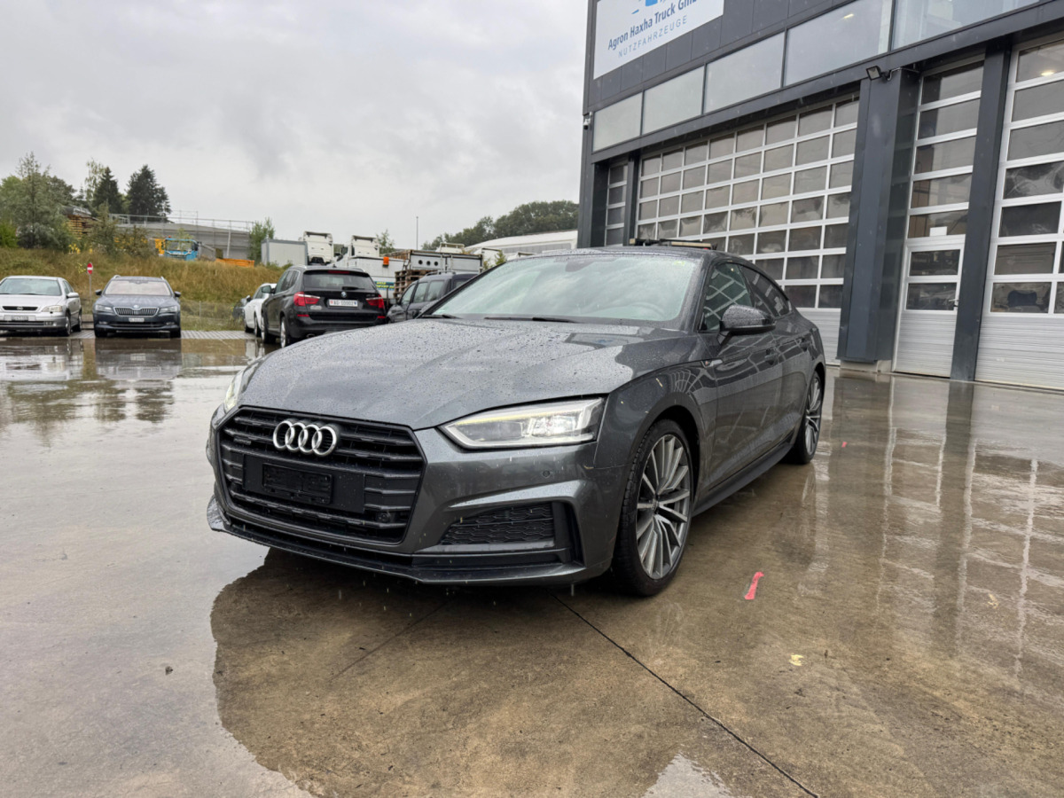 AUDI A5 2.0TFSI QUATTRO S-Line - Automóvel: foto 1 AUDI A5 2.0TFSI QUATTRO S-Line - Automóvel: foto 1