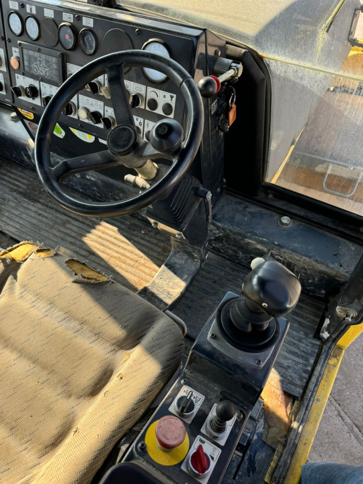 Compactador de asfalto BOMAG BW 184 AD: foto 9