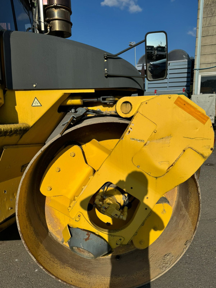 Compactador de asfalto BOMAG BW 184 AD: foto 10