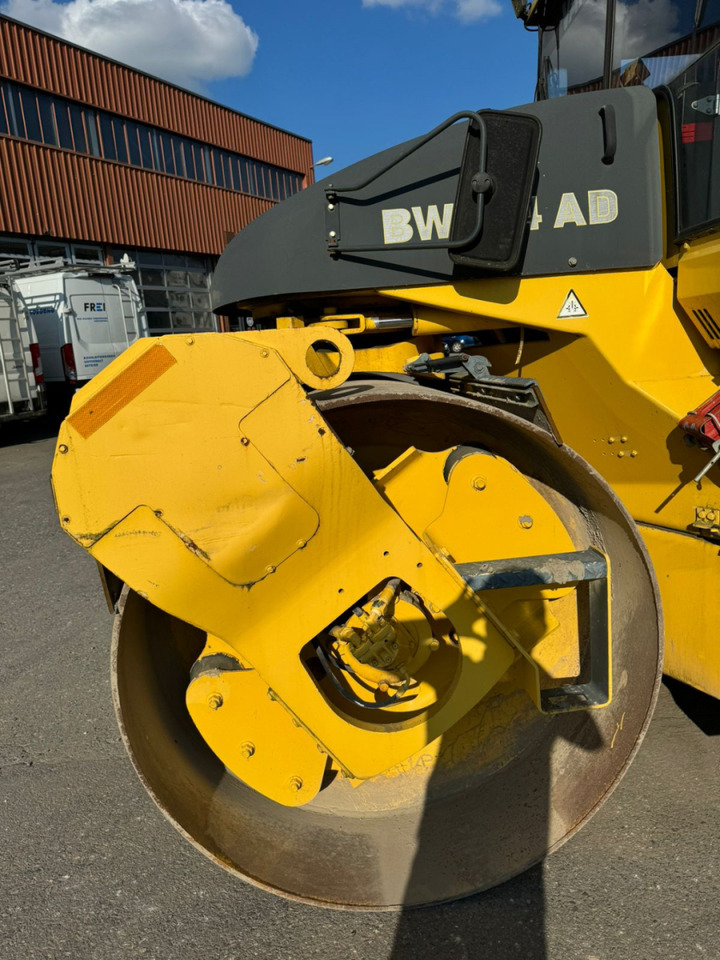Compactador de asfalto BOMAG BW 184 AD: foto 6