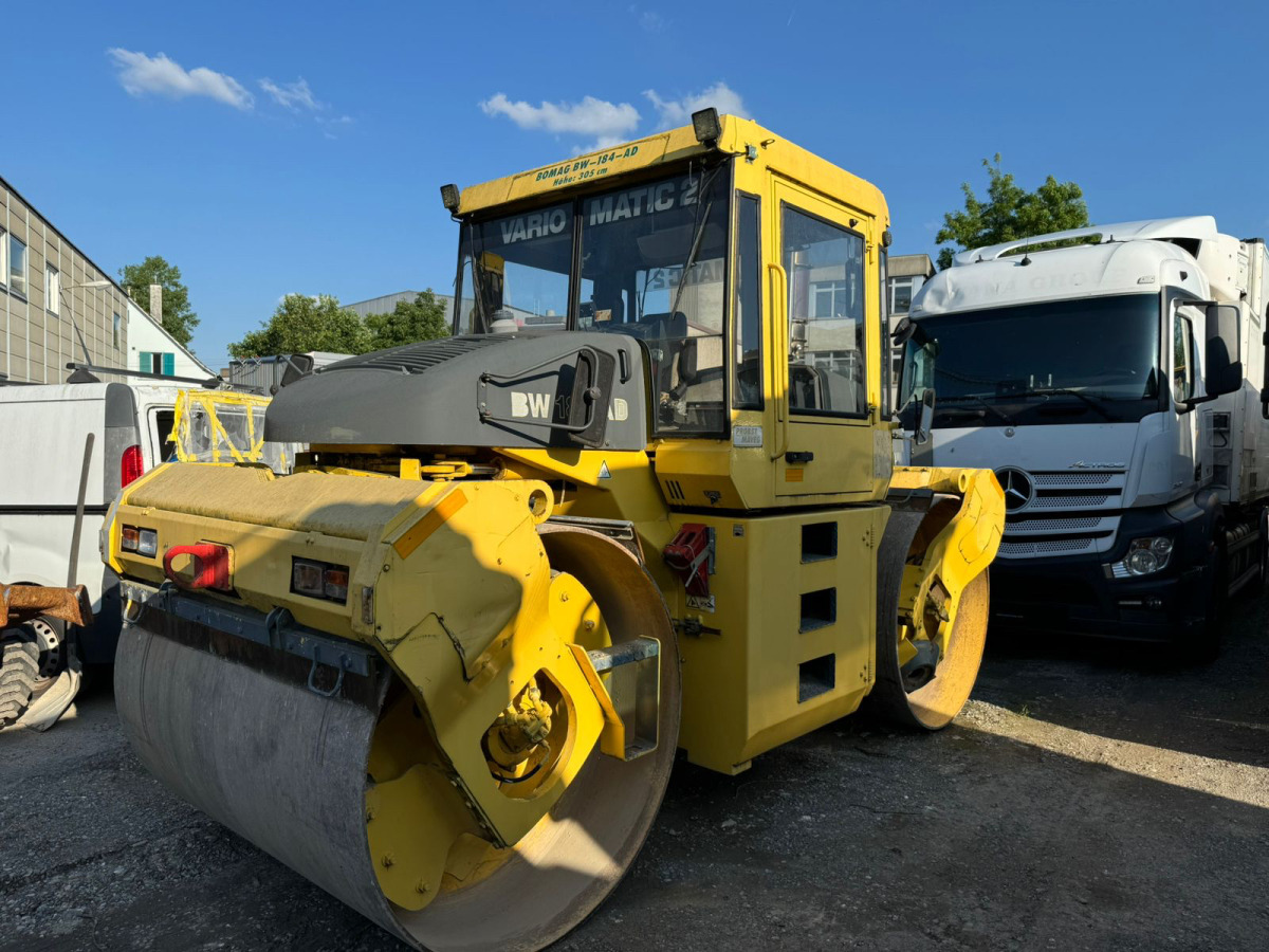 Compactador de asfalto BOMAG BW 184 AD: foto 11