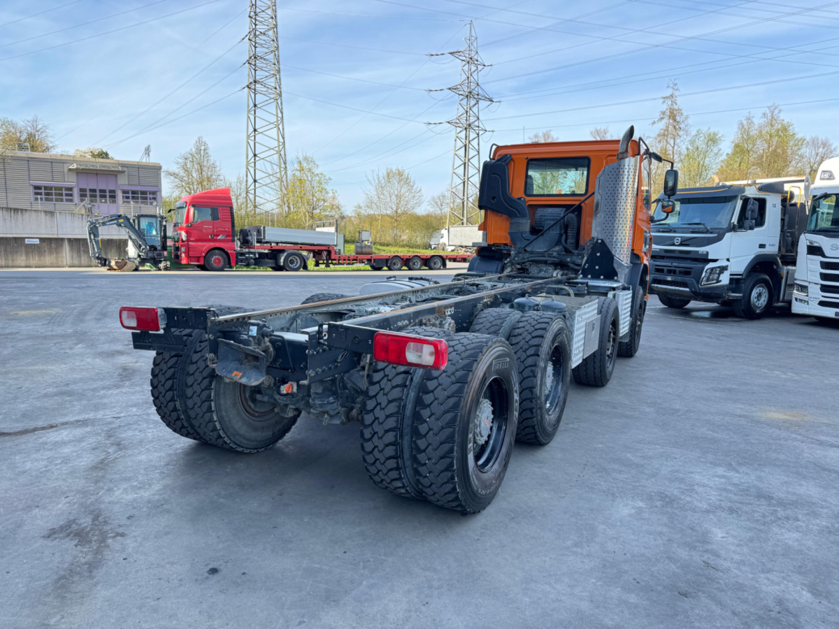 DAF CF440 8x4 Fahrgestell - Camião chassi: foto 5 DAF CF440 8x4 Fahrgestell - Camião chassi: foto 5