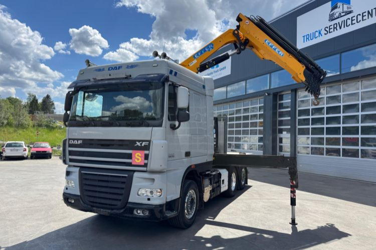 DAF XF510 Effer 255-5 6x2 SZM/Pritsche - Camião grua: foto 1 DAF XF510 Effer 255-5 6x2 SZM/Pritsche - Camião grua: foto 1