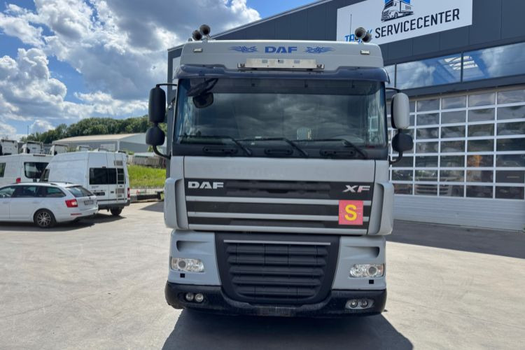 DAF XF510 Effer 255-5 6x2 SZM/Pritsche - Camião grua: foto 3 DAF XF510 Effer 255-5 6x2 SZM/Pritsche - Camião grua: foto 3