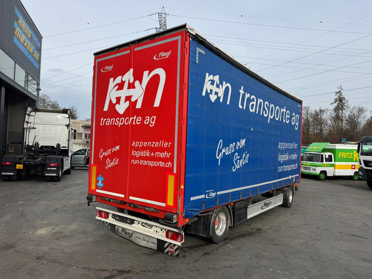 FLIEGL ZPS 200 3M Innenhöhe - Reboque de lona: foto 4 FLIEGL ZPS 200 3M Innenhöhe - Reboque de lona: foto 4