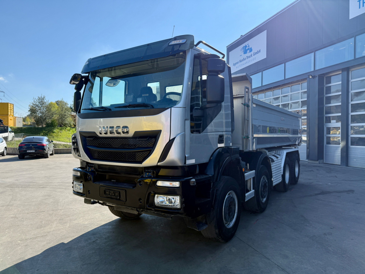 IVECO 500 8x4 Kipper Bordmatik - Camião basculante: foto 2 IVECO 500 8x4 Kipper Bordmatik - Camião basculante: foto 2