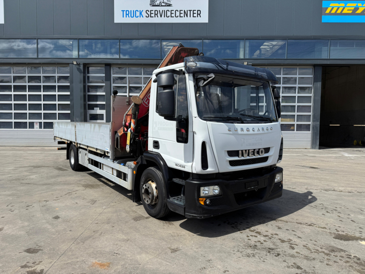 IVECO Eurocargo 160E28 Fassi 135-4 - Camião grua: foto 3 IVECO Eurocargo 160E28 Fassi 135-4 - Camião grua: foto 3
