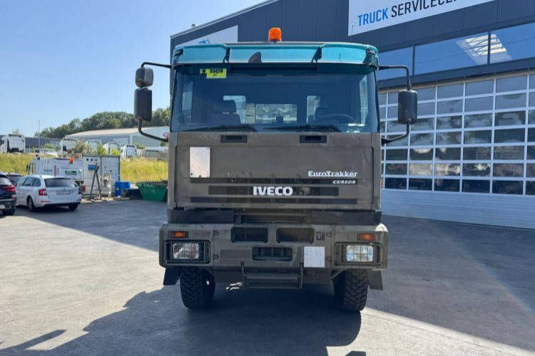 Iveco 260E44W 6x6 Hiab 26T - Camião polibenne: foto 2 Iveco 260E44W 6x6 Hiab 26T - Camião polibenne: foto 2