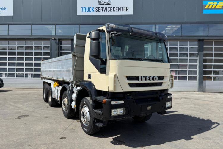 Iveco Trakker 450 8x4 - Camião basculante: foto 4 Iveco Trakker 450 8x4 - Camião basculante: foto 4