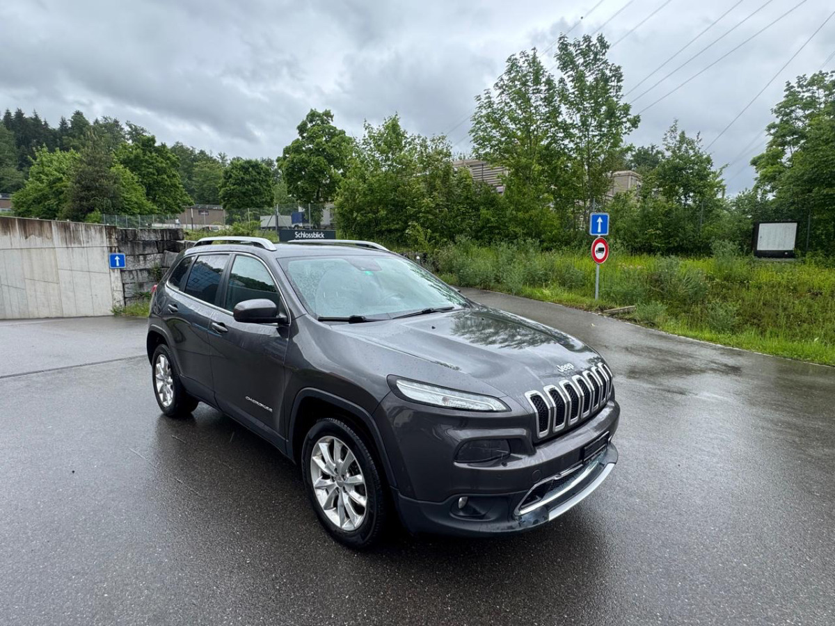JEEP Cherokee 2.2 TD - SUV: foto 2 JEEP Cherokee 2.2 TD - SUV: foto 2