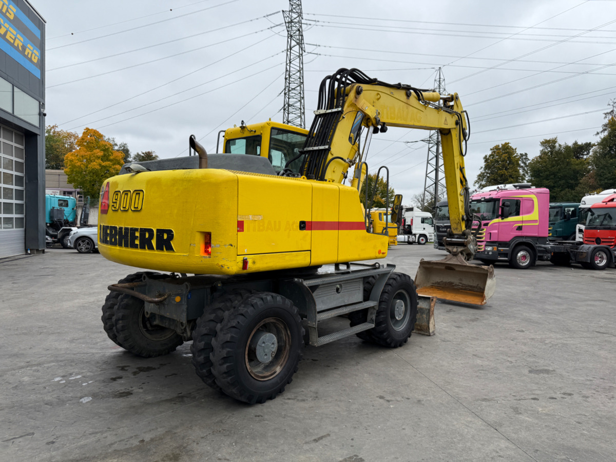 LIEBHERR 900 C 3xBuckets - Escavadeira de rodas: foto 5 LIEBHERR 900 C 3xBuckets - Escavadeira de rodas: foto 5