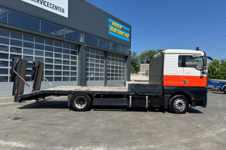 MAN TGA 18.413 4x2 BaggerTaxi - Camião transporte de veículos: foto 4 MAN TGA 18.413 4x2 BaggerTaxi - Camião transporte de veículos: foto 4