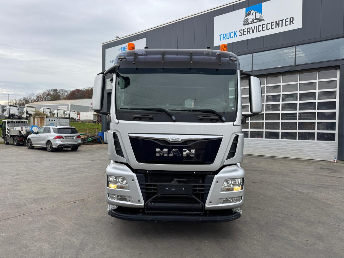 MAN TGS 35.480 8x2-4 H Effer 1355 9-6 - Camião grua: foto 4 MAN TGS 35.480 8x2-4 H Effer 1355 9-6 - Camião grua: foto 4