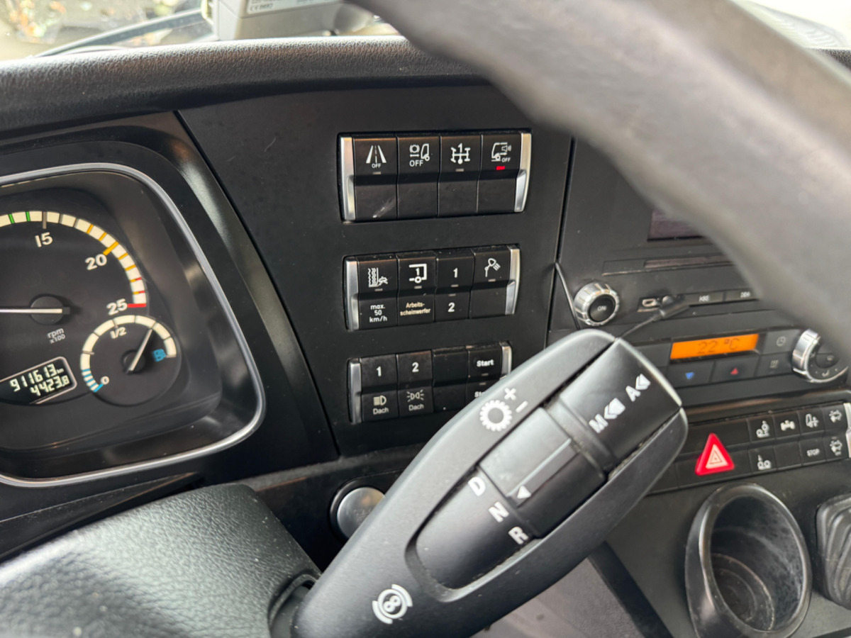 Camião chassi MERCEDES Actros 2545 6x2: foto 11