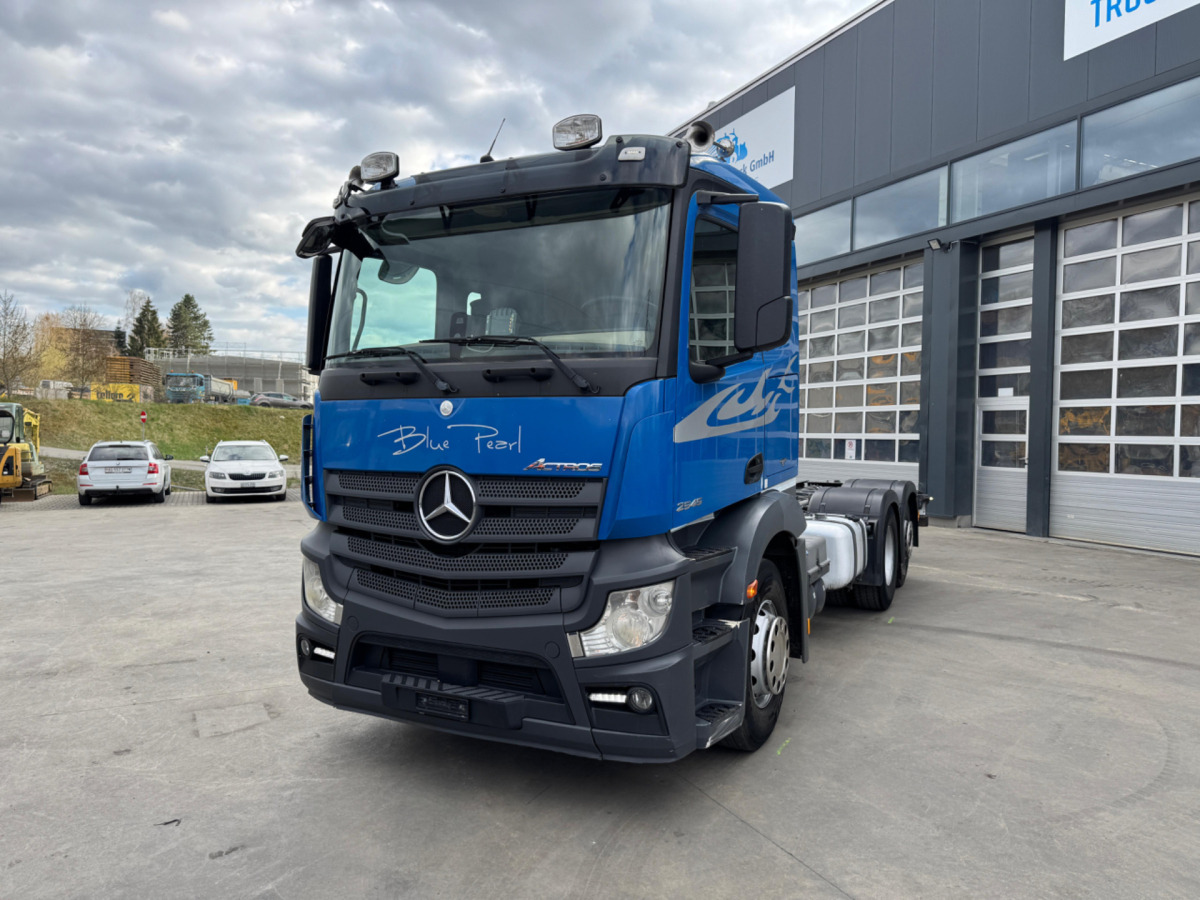 MERCEDES Actros 2545 6x2 - Camião chassi: foto 1 MERCEDES Actros 2545 6x2 - Camião chassi: foto 1