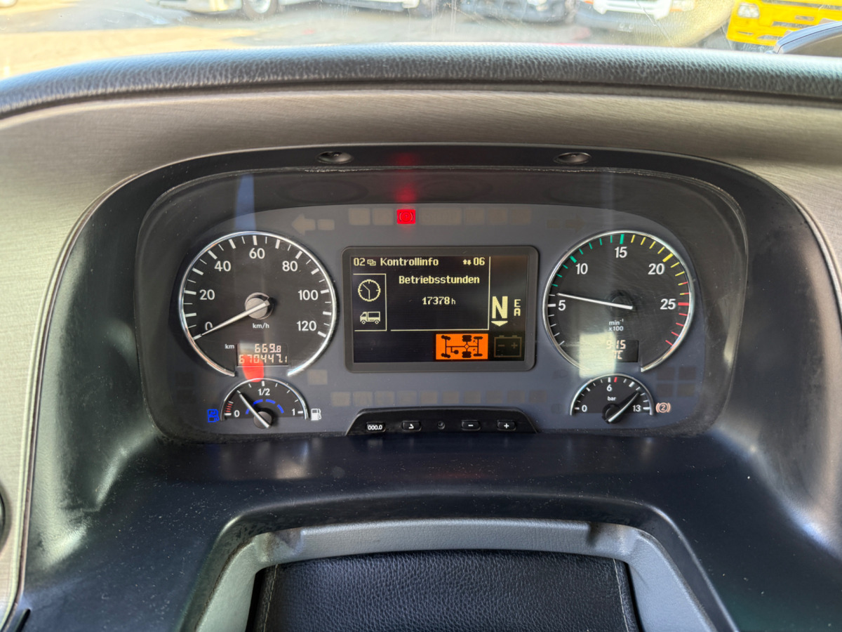 Leasing de MERCEDES Actros 2548 6x2 Hiab 244-5 MERCEDES Actros 2548 6x2 Hiab 244-5: foto 17