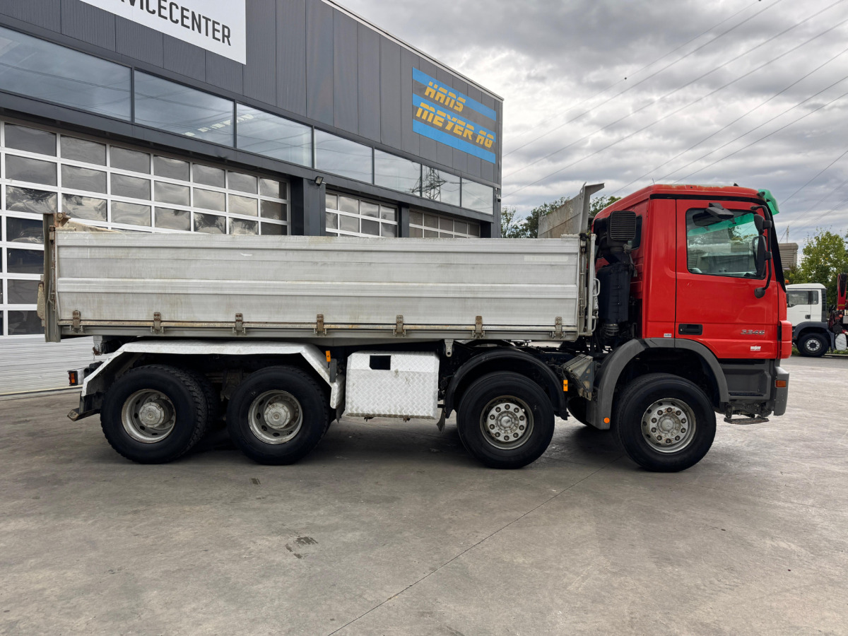 MERCEDES Actros 3246 8x4 Meiller 3 Seitenkipper - Camião basculante: foto 4 MERCEDES Actros 3246 8x4 Meiller 3 Seitenkipper - Camião basculante: foto 4