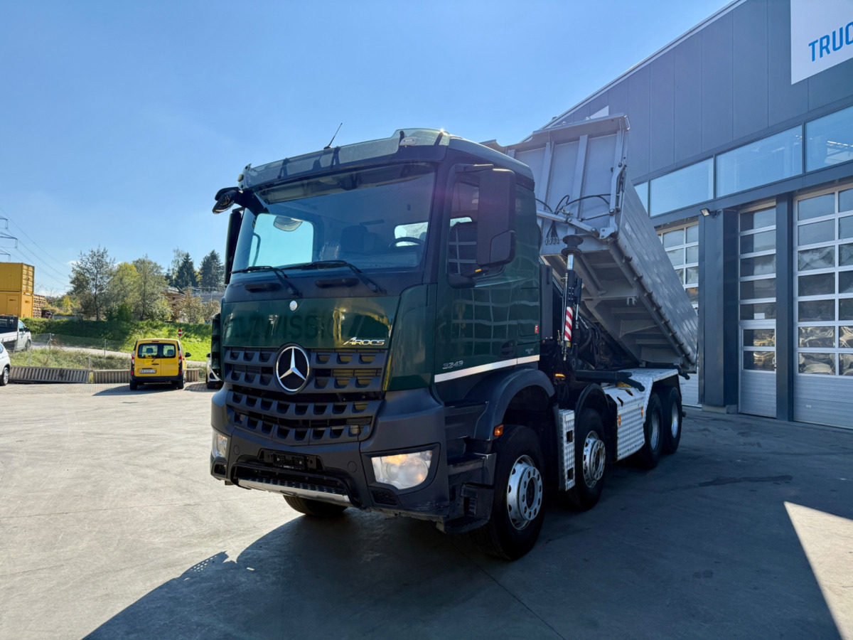 MERCEDES Arocs 3242 8x4 Hiab 166-4 - Camião basculante, Camião grua: foto 1 MERCEDES Arocs 3242 8x4 Hiab 166-4 - Camião basculante, Camião grua: foto 1