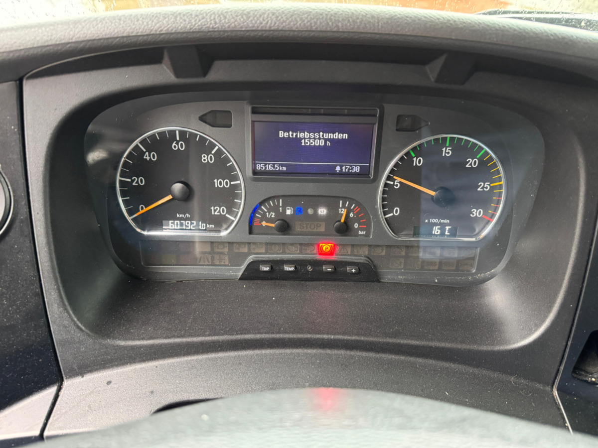 Camião de lona MERCEDES Atego 1529 4x2: foto 12