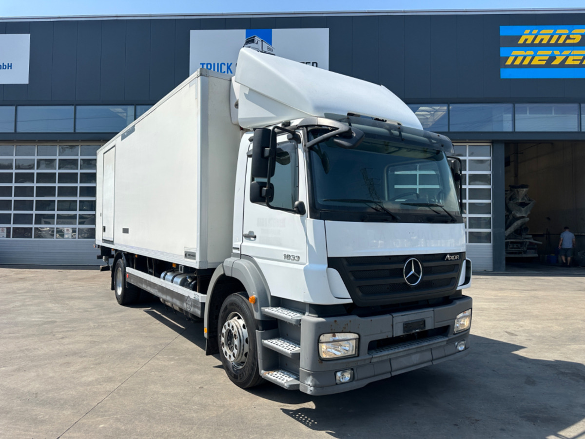 MERCEDES Axor 1833 4x2 Carrier Supra 850 Tiefkühler - Camião frigorífico: foto 3 MERCEDES Axor 1833 4x2 Carrier Supra 850 Tiefkühler - Camião frigorífico: foto 3