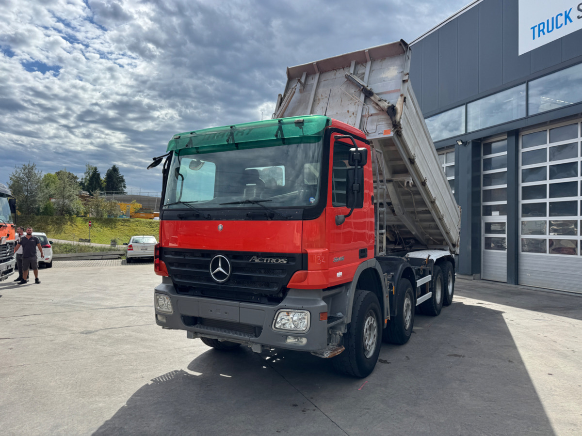 MERCEDES BENZ ACTROS 3246 C8668 - Camião basculante: foto 1 MERCEDES BENZ ACTROS 3246 C8668 - Camião basculante: foto 1