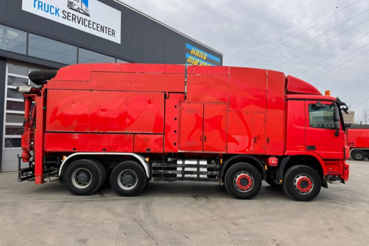 Mercedes-Benz Actros 4144 8x4 MTS Saugbagger - Caminhão limpa fossa: foto 4 Mercedes-Benz Actros 4144 8x4 MTS Saugbagger - Caminhão limpa fossa: foto 4