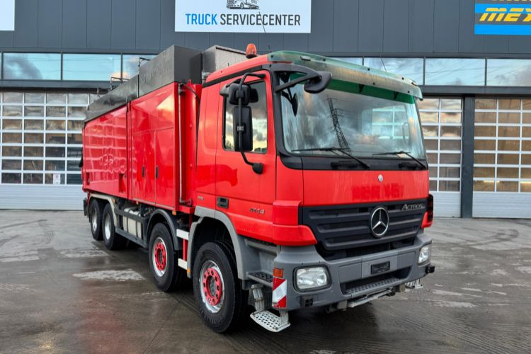 Mercedes-Benz Actros 4144 8x4 RSP Saugbagger - Caminhão limpa fossa: foto 3 Mercedes-Benz Actros 4144 8x4 RSP Saugbagger - Caminhão limpa fossa: foto 3