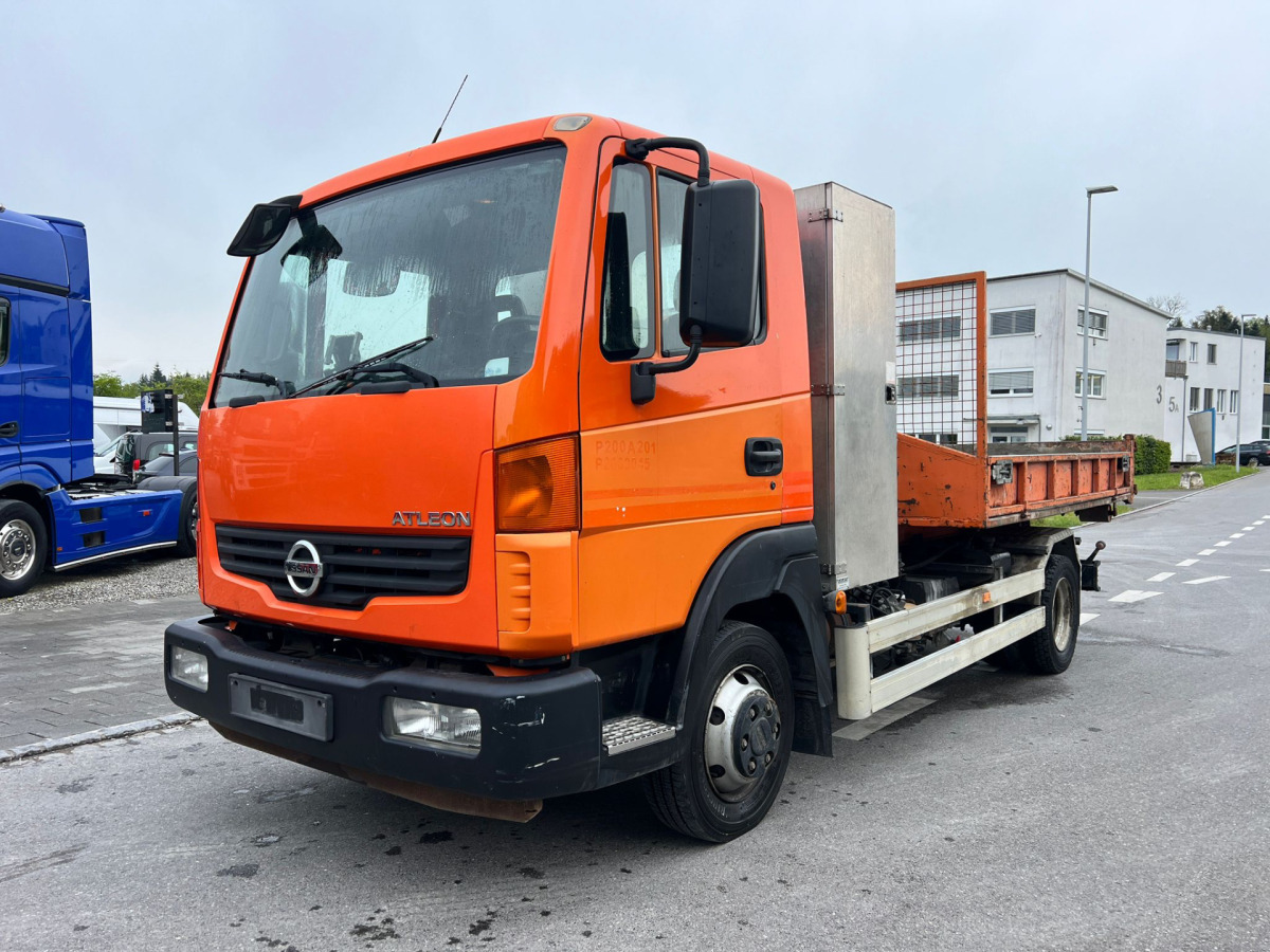 NISSAN Atleon 80.19 4x2 Hooklift - Camião polibenne: foto 2 NISSAN Atleon 80.19 4x2 Hooklift - Camião polibenne: foto 2