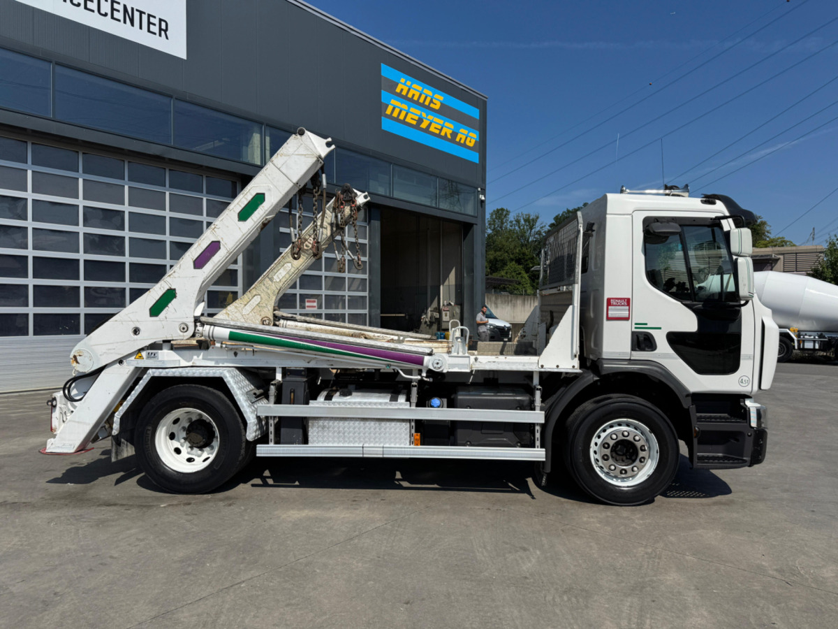 RENAULT D18.320 UT Gigant 18T - Camião multibenne: foto 4 RENAULT D18.320 UT Gigant 18T - Camião multibenne: foto 4
