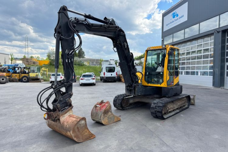 Takeuchi TB-280FR Powertilt - Escavadora de rastos: foto 1 Takeuchi TB-280FR Powertilt - Escavadora de rastos: foto 1