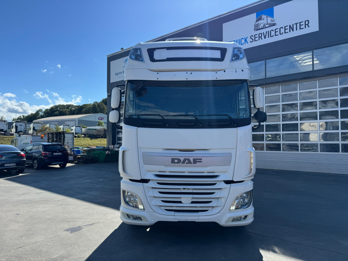 DAF XF460 4x2 - Tractor: foto 2 DAF XF460 4x2 - Tractor: foto 2