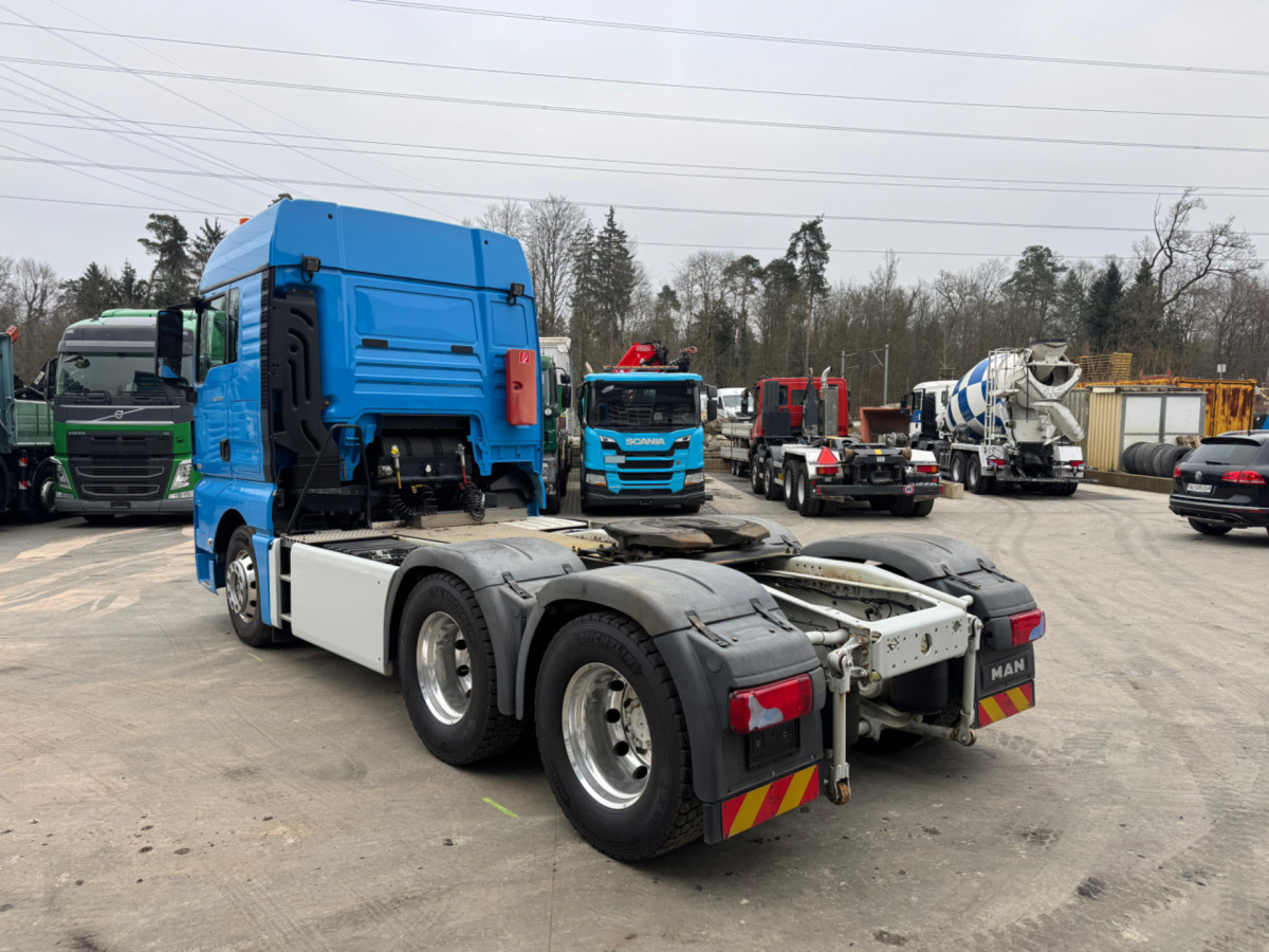 Tractor MAN TGX 33.520 6x4: foto 9