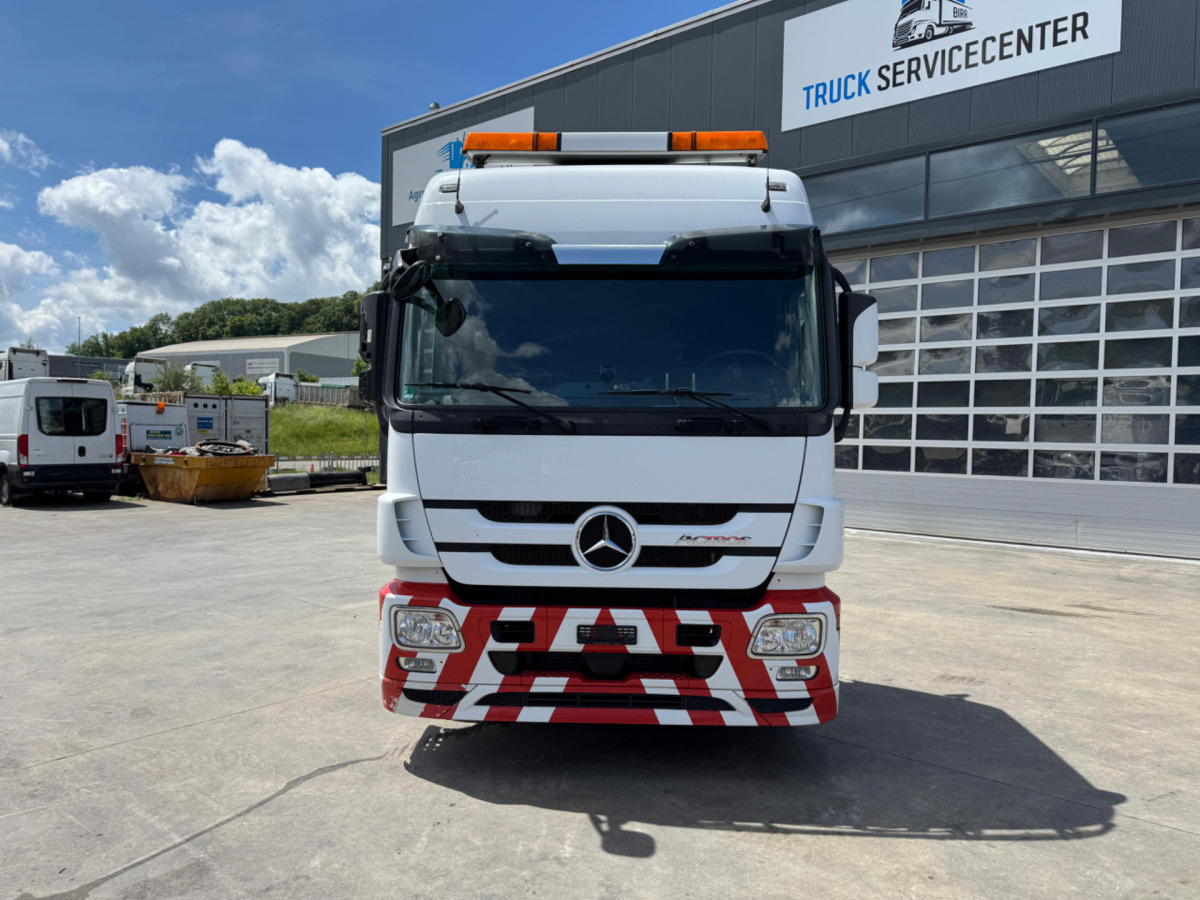 MERCEDES Actros 1848 4x2 - Tractor: foto 2 MERCEDES Actros 1848 4x2 - Tractor: foto 2