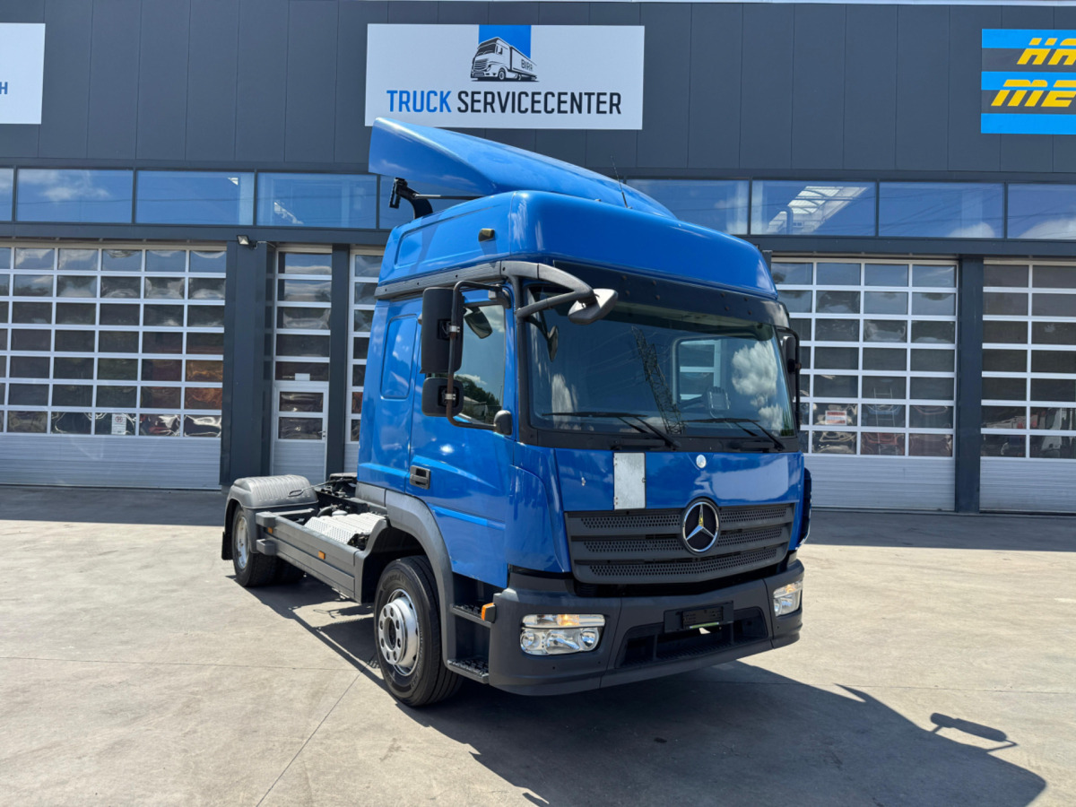 MERCEDES Atego 1330 4x2 - Tractor: foto 3 MERCEDES Atego 1330 4x2 - Tractor: foto 3