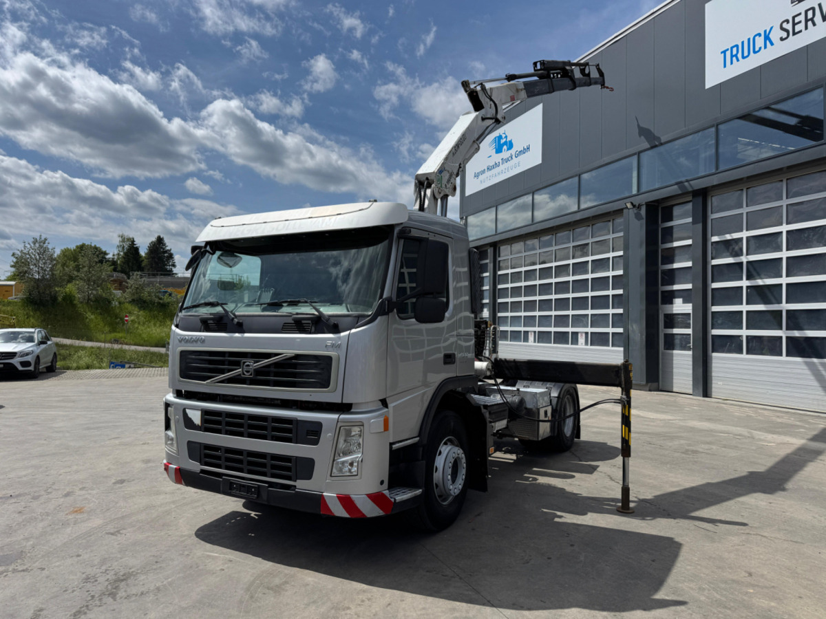 VOLVO FM-400 4x2 Bonfiglioli 15000-4 - Camião grua: foto 5 VOLVO FM-400 4x2 Bonfiglioli 15000-4 - Camião grua: foto 5