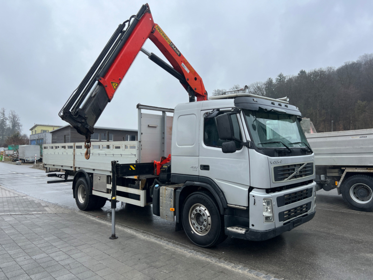 VOLVO FM-400 4x2 PK15500 - Camião grua: foto 1 VOLVO FM-400 4x2 PK15500 - Camião grua: foto 1