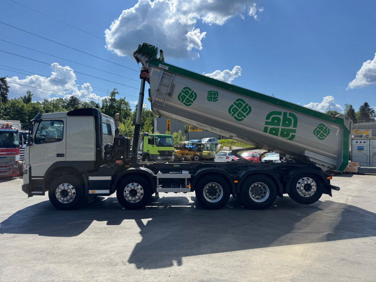 VOLVO FMX-460 10x4 Rückwärtskipper - Camião basculante: foto 2 VOLVO FMX-460 10x4 Rückwärtskipper - Camião basculante: foto 2