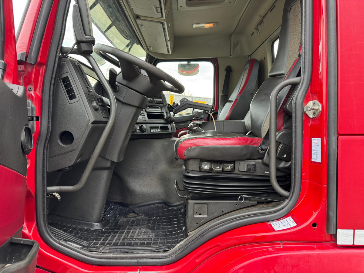 Leasing de VOLVO FMX-500 8x4 Tridem Hiab 26T VOLVO FMX-500 8x4 Tridem Hiab 26T: foto 11 Leasing de VOLVO FMX-500 8x4 Tridem Hiab 26T VOLVO FMX-500 8x4 Tridem Hiab 26T: foto 11