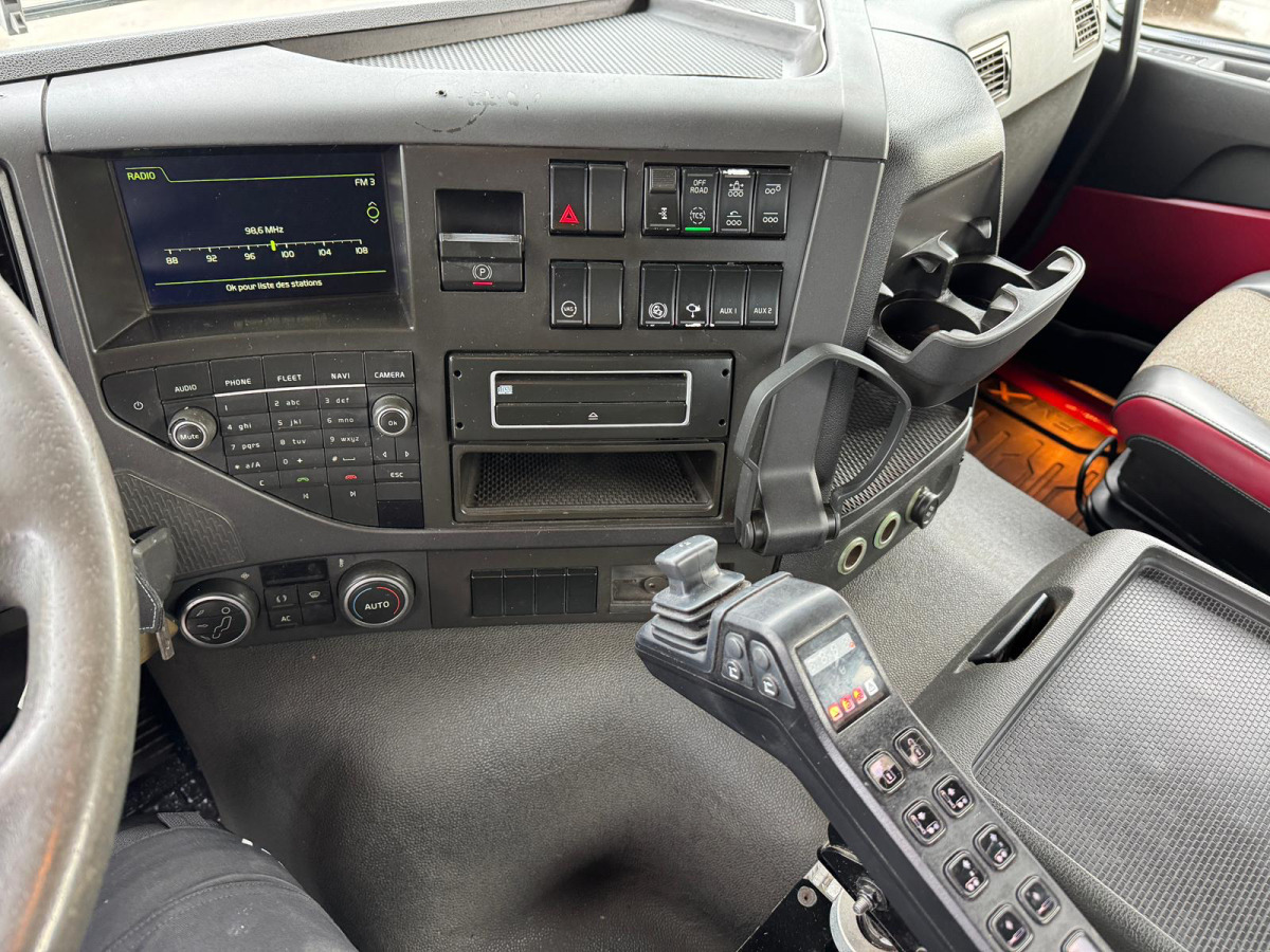 Leasing de VOLVO FMX-500 8x4 Tridem Hiab 26T VOLVO FMX-500 8x4 Tridem Hiab 26T: foto 14 Leasing de VOLVO FMX-500 8x4 Tridem Hiab 26T VOLVO FMX-500 8x4 Tridem Hiab 26T: foto 14