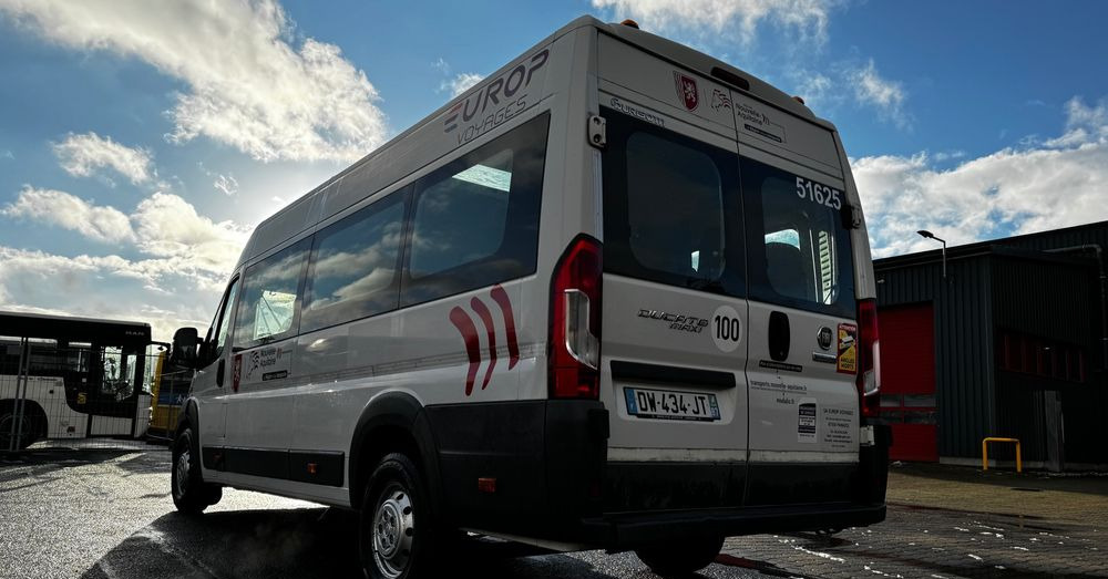 Fiat Ducato / 17 miejsc / EURO 6/ IGŁA !!!/ Cena:75000 zł netto - Minibus, Furgão de passageiros: foto 4 Fiat Ducato / 17 miejsc / EURO 6/ IGŁA !!!/ Cena:75000 zł netto - Minibus, Furgão de passageiros: foto 4