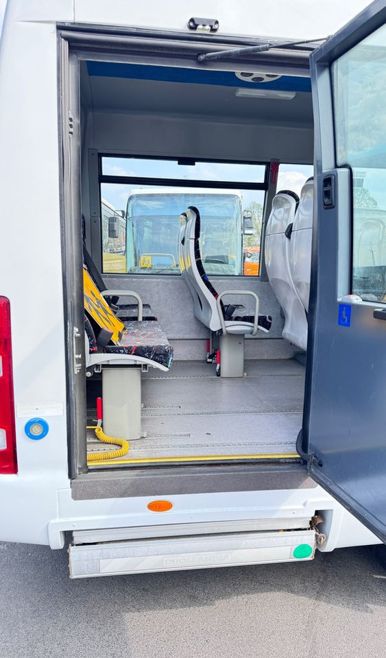 Irisbus Iveco / DURISOTTI / -28miejsc /euro5/ mała klima / winda / 114000 zł netto - Minibus, Furgão de passageiros: foto 5 Irisbus Iveco / DURISOTTI / -28miejsc /euro5/ mała klima / winda / 114000 zł netto - Minibus, Furgão de passageiros: foto 5