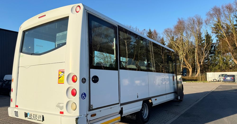 Iveco Aptineo / mała klima / 28 miejsc / winda / CENA: 67500 zł netto - Minibus, Furgão de passageiros: foto 3 Iveco Aptineo / mała klima / 28 miejsc / winda / CENA: 67500 zł netto - Minibus, Furgão de passageiros: foto 3