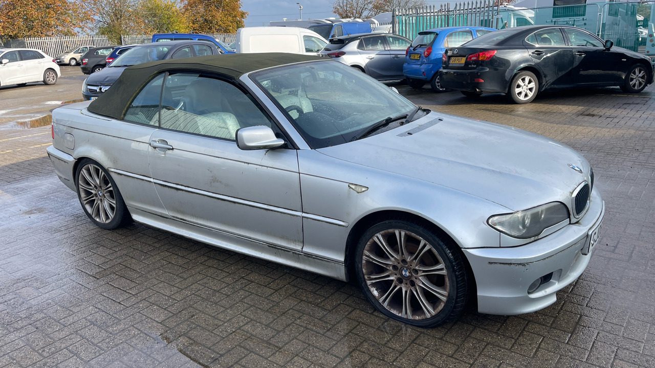 BMW 313 CL - Automóvel: foto 1 BMW 313 CL - Automóvel: foto 1