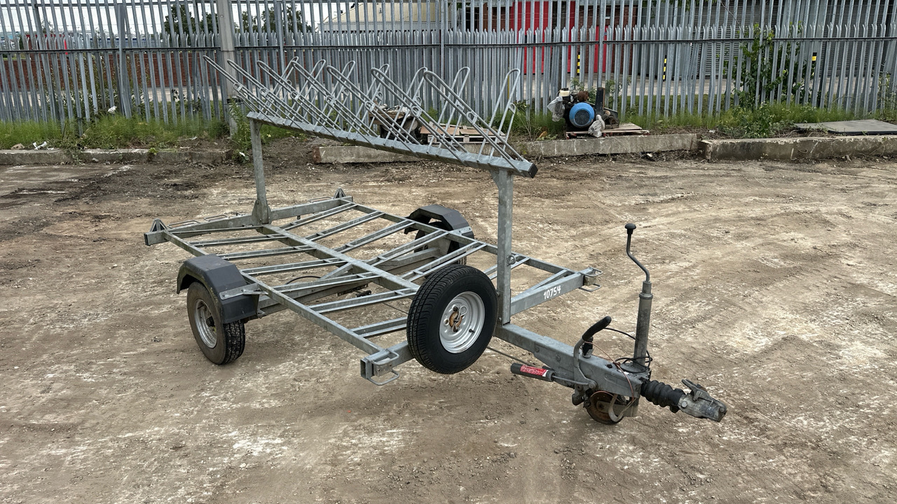 BURTECH CYCLE CARRYING TRAILER 14 CYCLE CARRIER - Reboque porta máquinas: foto 2 BURTECH CYCLE CARRYING TRAILER 14 CYCLE CARRIER - Reboque porta máquinas: foto 2