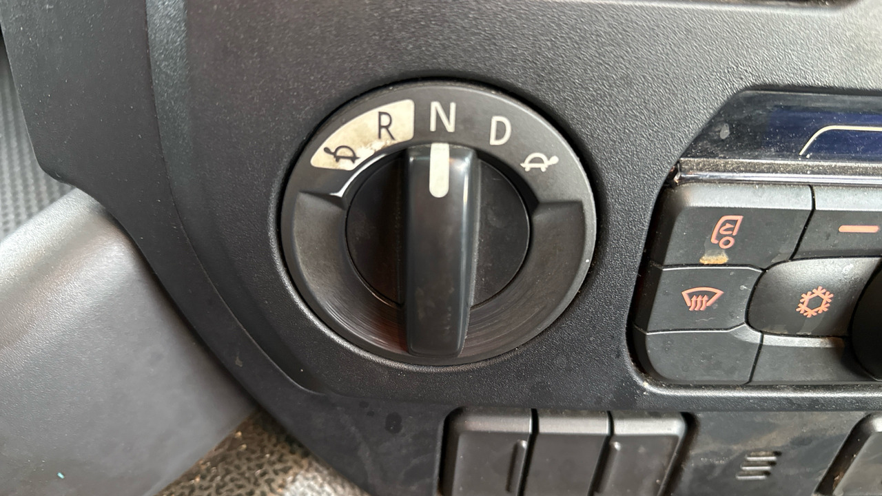 Camião de caixa aberta/ Plataforma DAF CF 230: foto 10