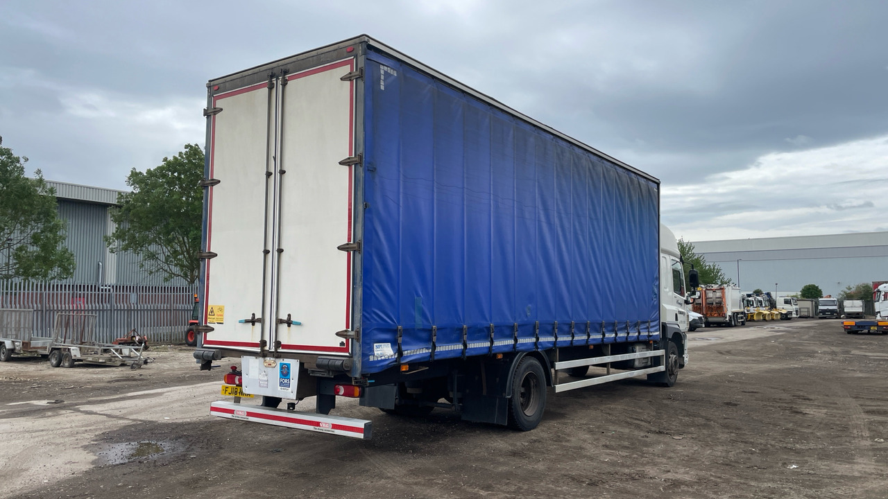 DAF CF 260 - Camião de lona: foto 4 DAF CF 260 - Camião de lona: foto 4