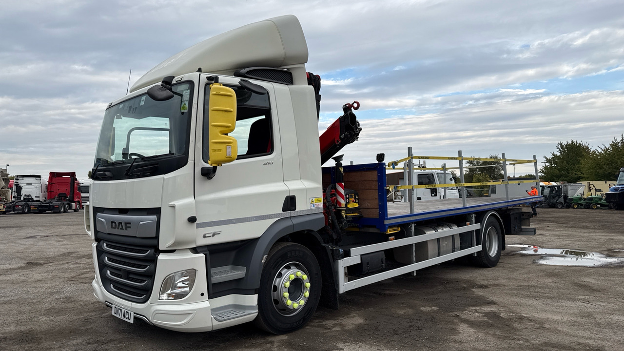 DAF CF 410 - Camião de caixa aberta/ Plataforma, Camião grua: foto 2 DAF CF 410 - Camião de caixa aberta/ Plataforma, Camião grua: foto 2