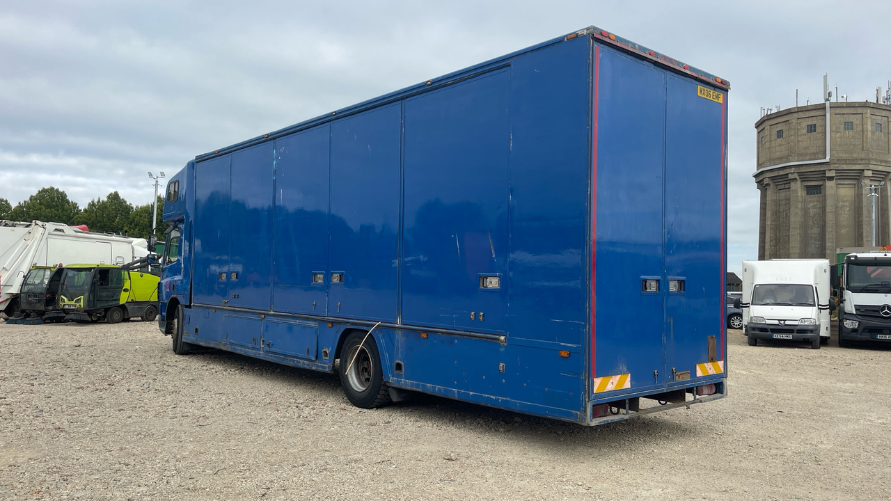 DAF CF 65.250 - Camião furgão: foto 3 DAF CF 65.250 - Camião furgão: foto 3