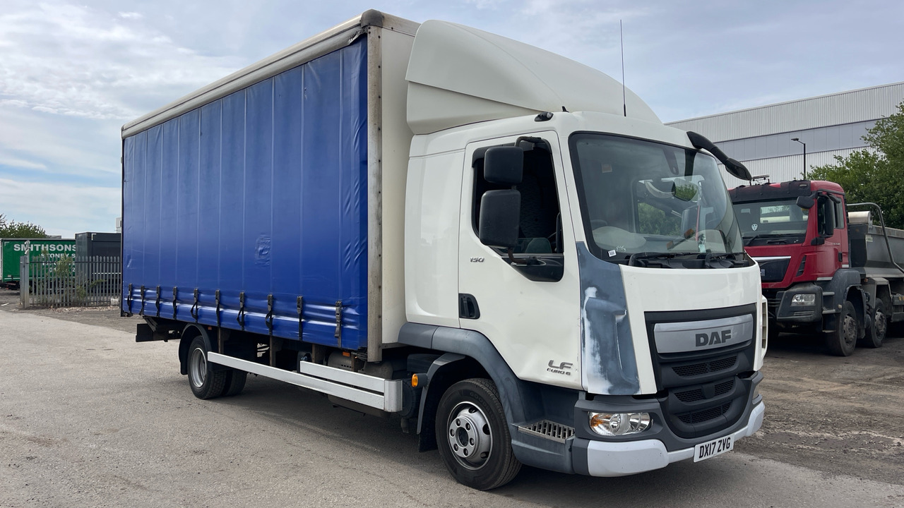DAF LF 150 - Camião de lona: foto 1 DAF LF 150 - Camião de lona: foto 1
